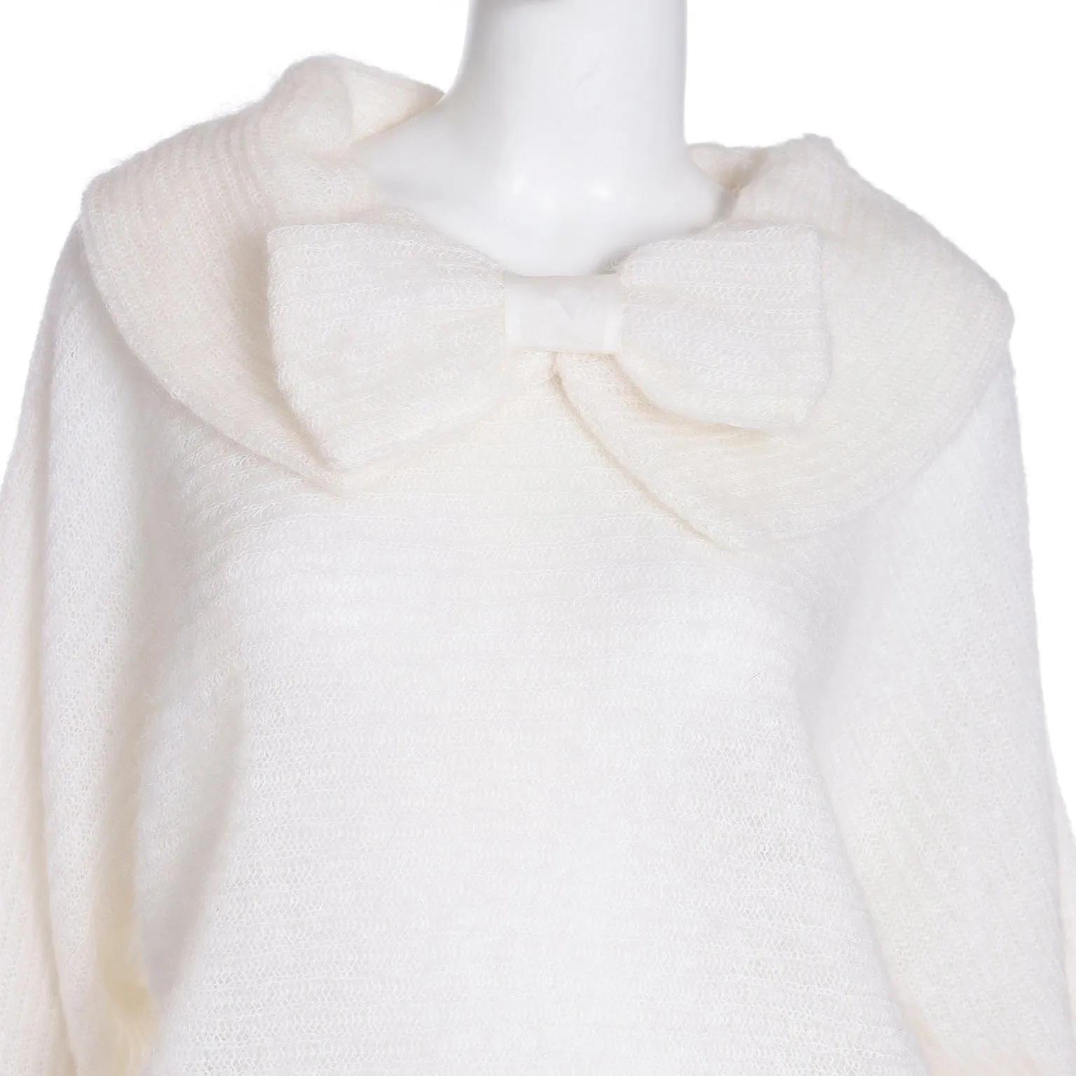 1980s Italian White Mohair Wool Blend Bow Sweater w Wide Collar