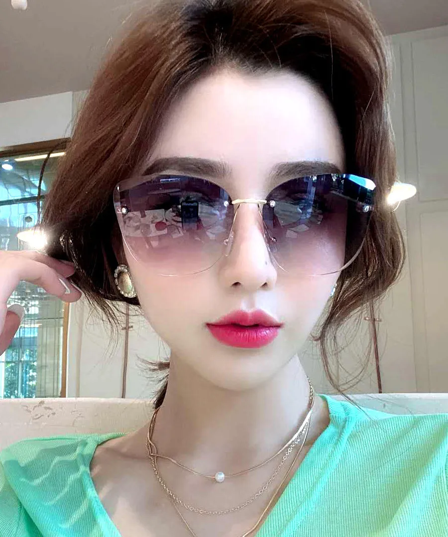 2024 New Fashion Large Gradient Sunglasses XS1090