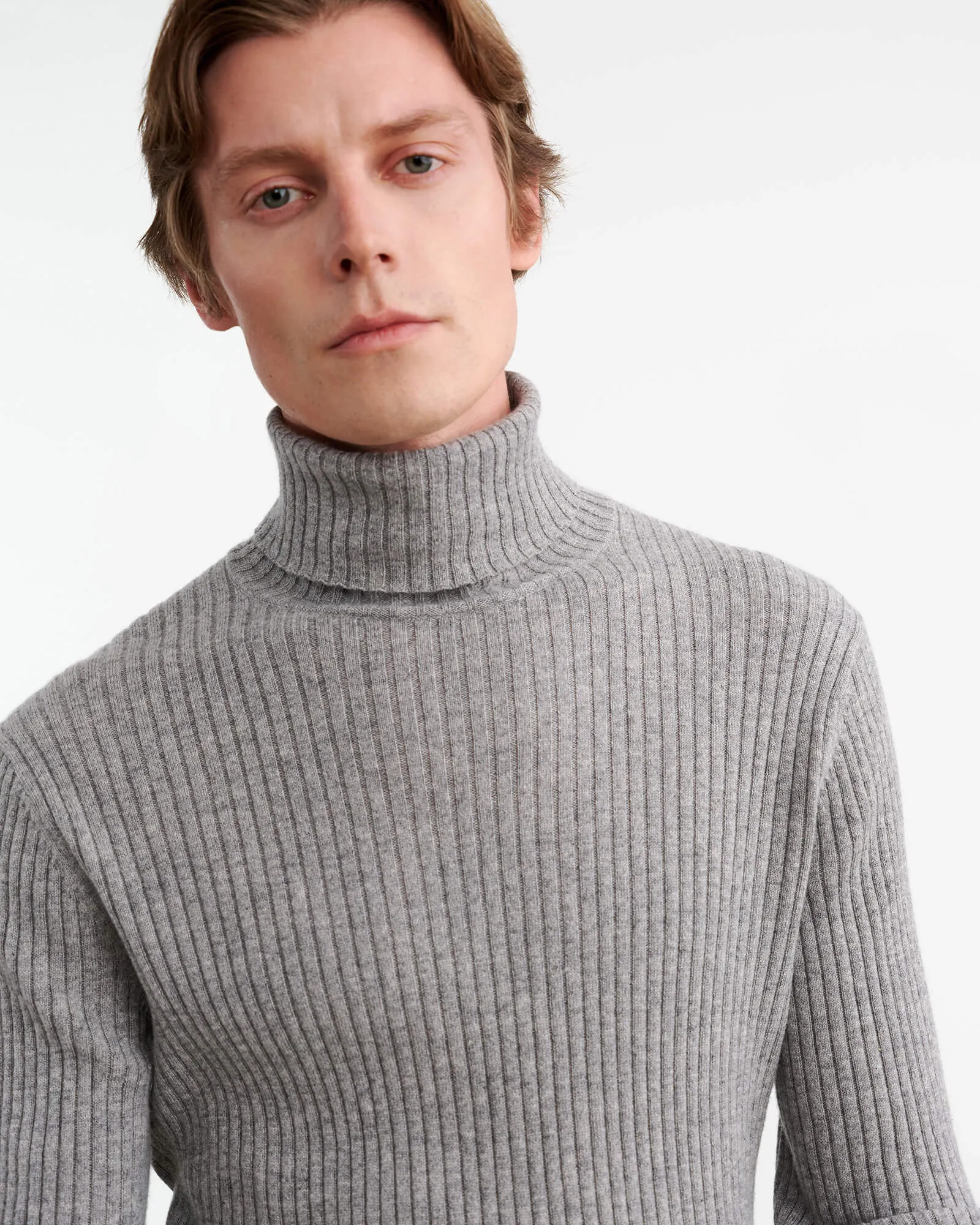 COLE CASHMERE TURTLENECK SWEATER