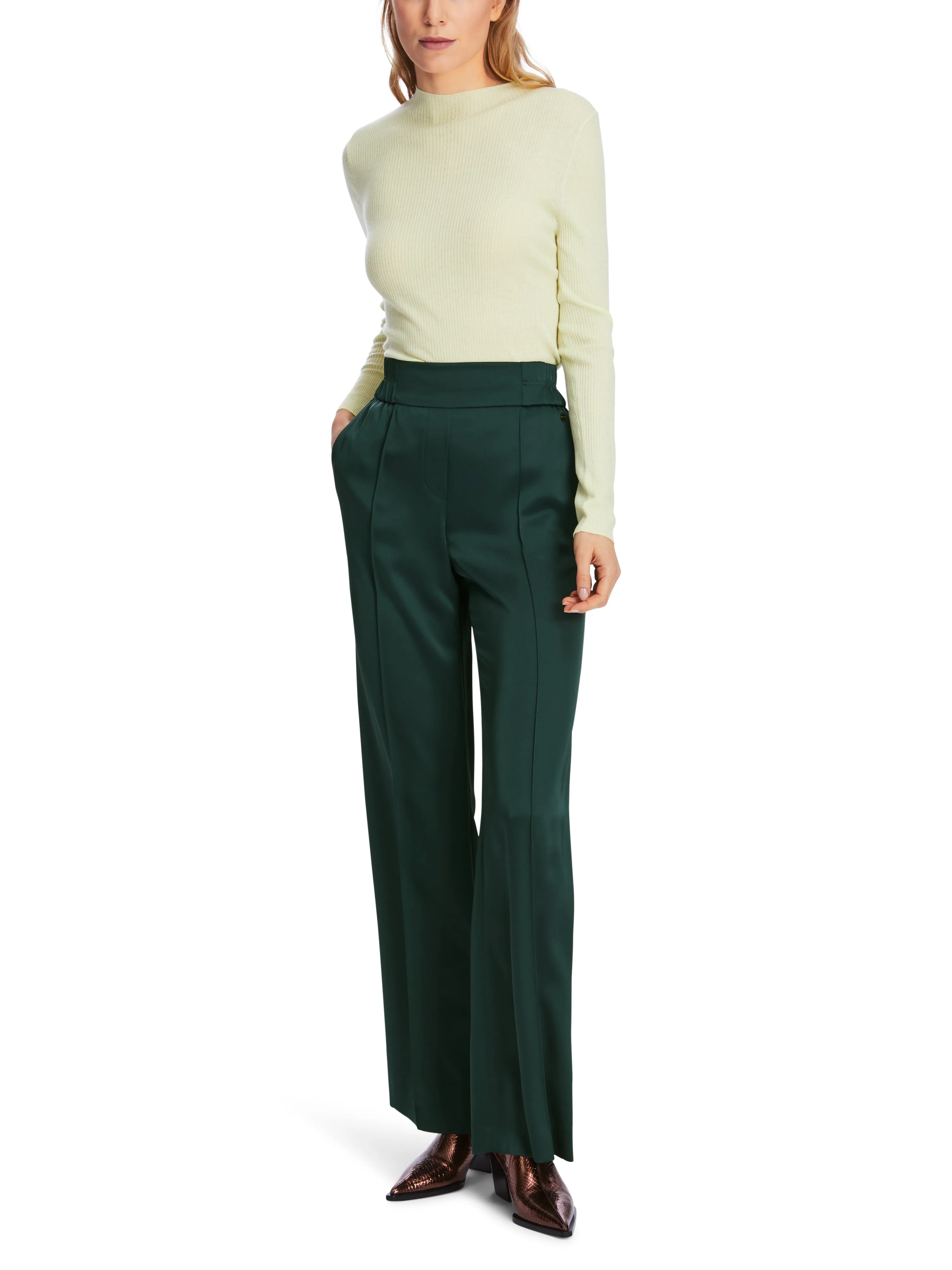 MARC CAIN Green Trousers