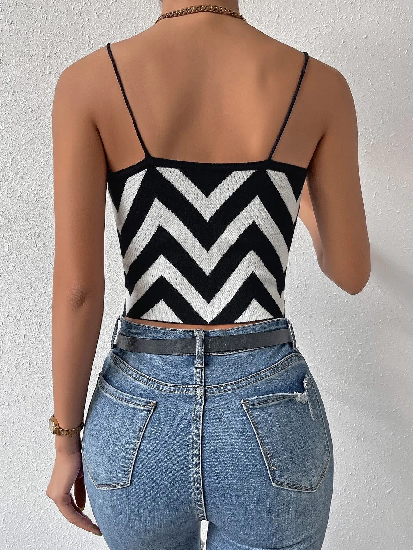 SHEIN Priv̩ Chevron Pattern Cami Knit Top