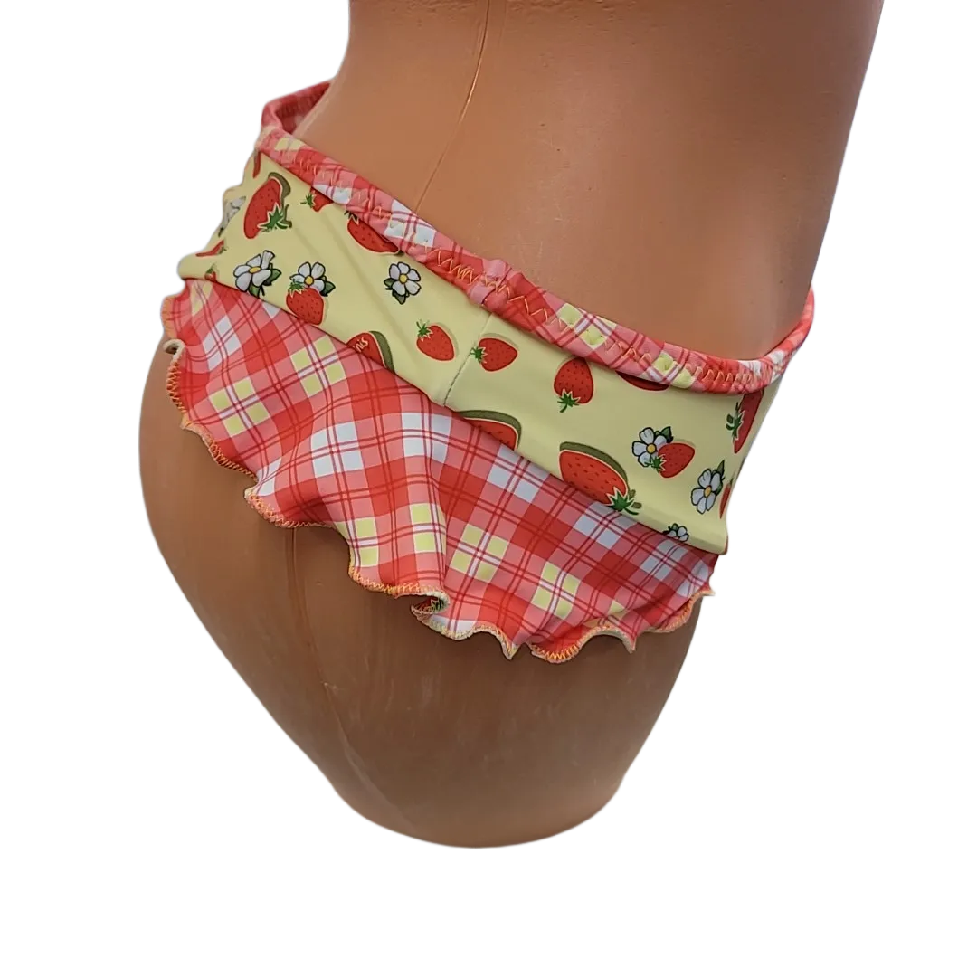 Strawberry Patch Scoop Bottoms