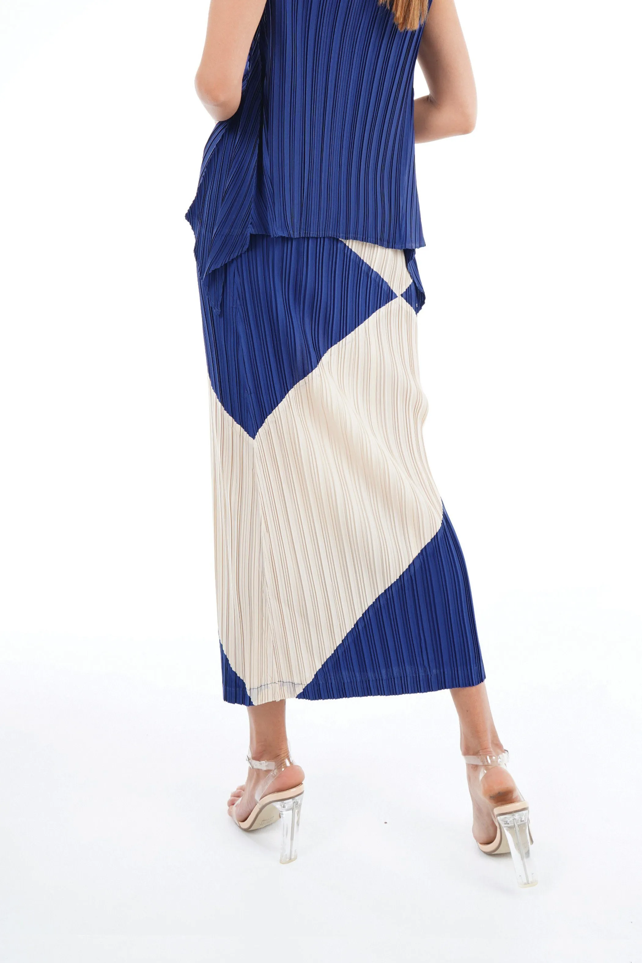 Taya Pleated Pencil Skirt