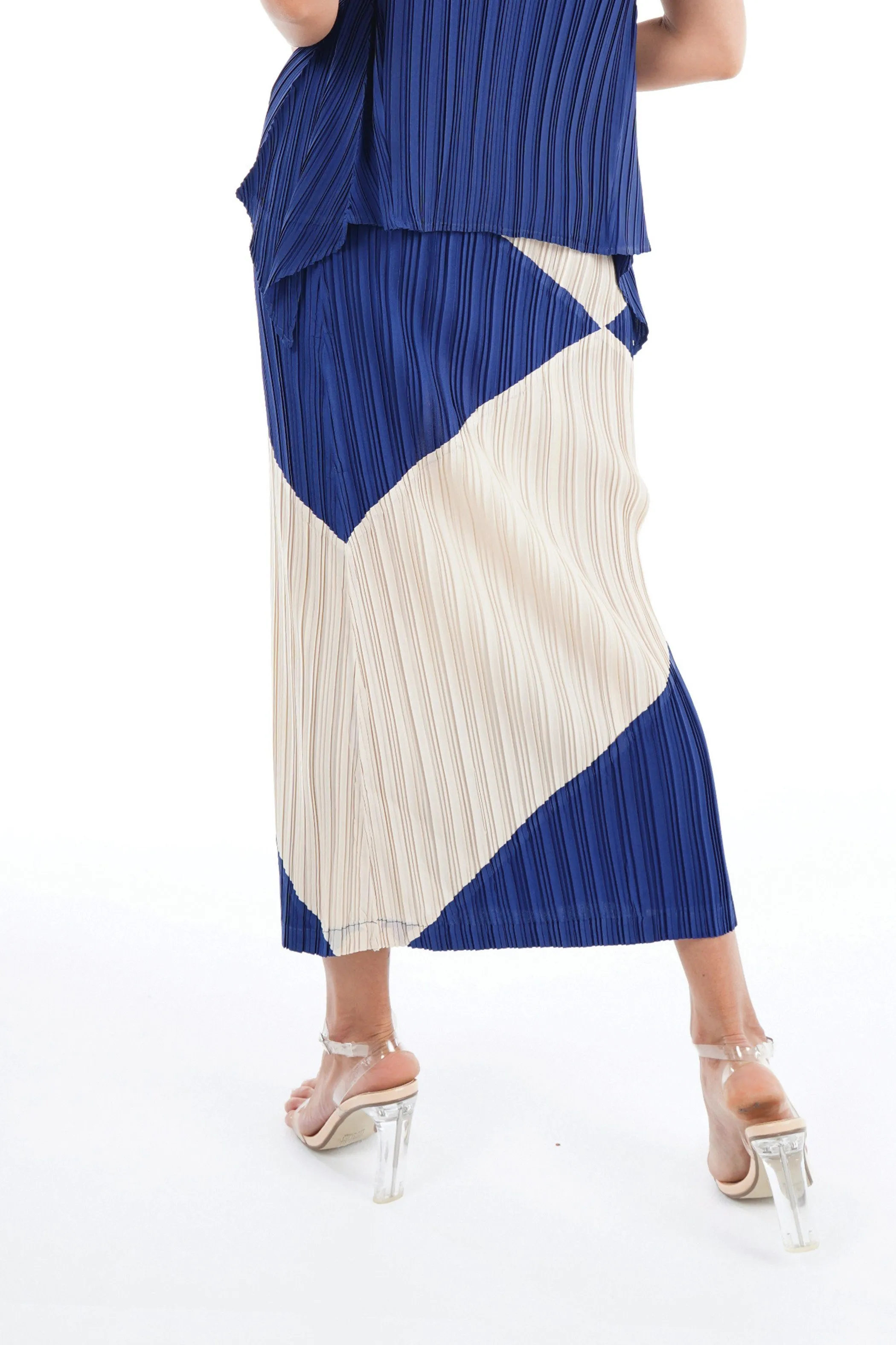 Taya Pleated Pencil Skirt